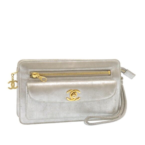 CHANEL Clutch Bag Leather Silver CC Auth - Picture 1 of 16